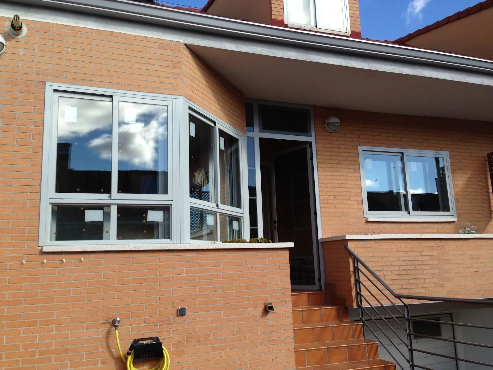 Ventanas de aluminio instalado por San Nicasio en Leganés